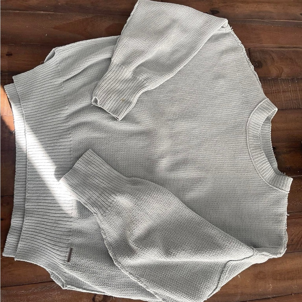 Women's Abercrombie and Fitch Sweater